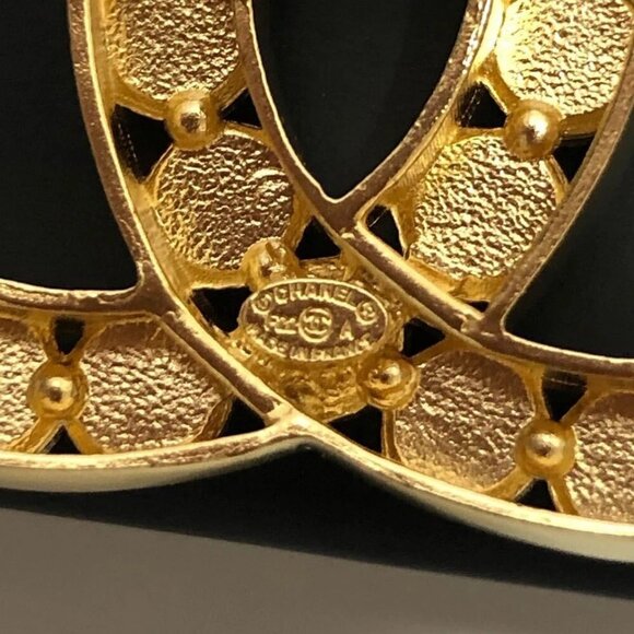 CHANEL CC Logo Rhinestone Brooch Gold Tone Pin - Picture 5 of 10
